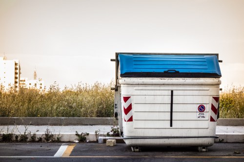 Waste removal trucks operating in Frankston South